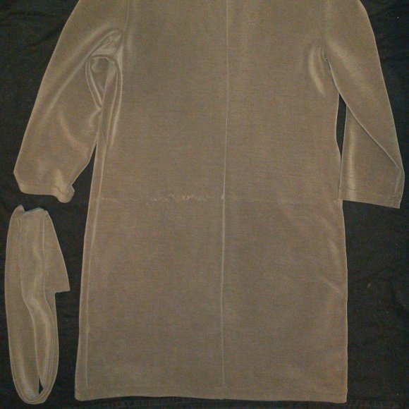 4/$20 | Dynamite Green Tunic Dress with material belt - Picture 6 of 7